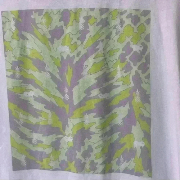 Lululemon Muscle Hustle Tee
White / Green 8 - Picture 10 of 11